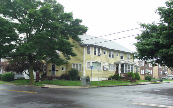 2164 Liberty St in Hamilton, NJ - Building Photo