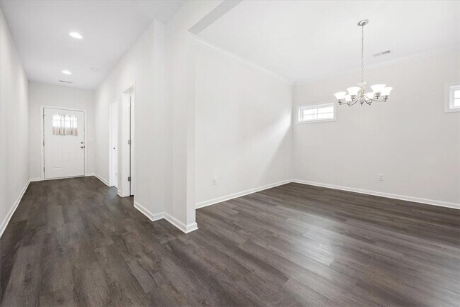 property at 109 Granada Pl