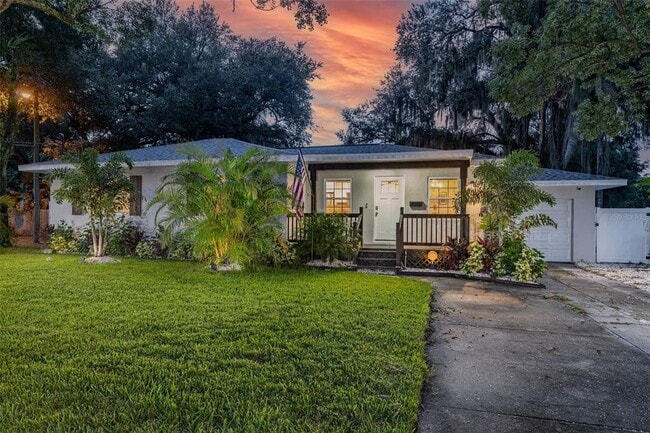 property at 113 W Adalee St