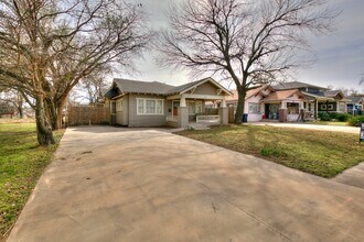 1804 NW 15th St in Oklahoma City, OK - Building Photo - Building Photo