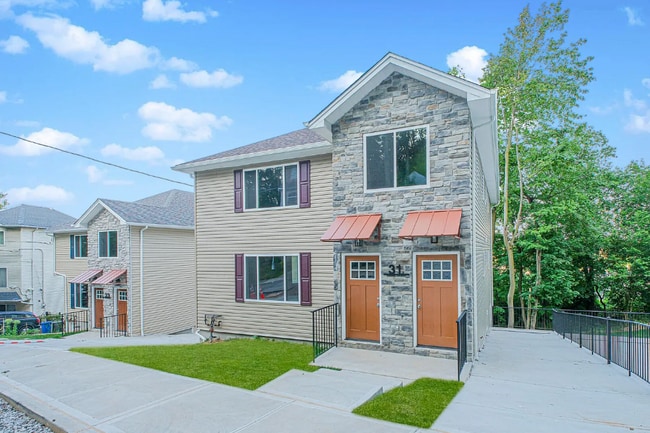 17 Cunard Ave in Staten Island, NY - Building Photo - Building Photo