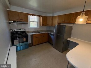 417 E Fornance St in Norristown, PA - Building Photo - Building Photo