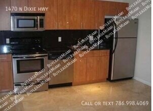 1470 Dixie Hwy in Fort Lauderdale, FL - Building Photo - Building Photo