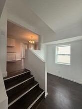 932 Gaskill Ave in Jeannette, PA - Foto de edificio - Building Photo