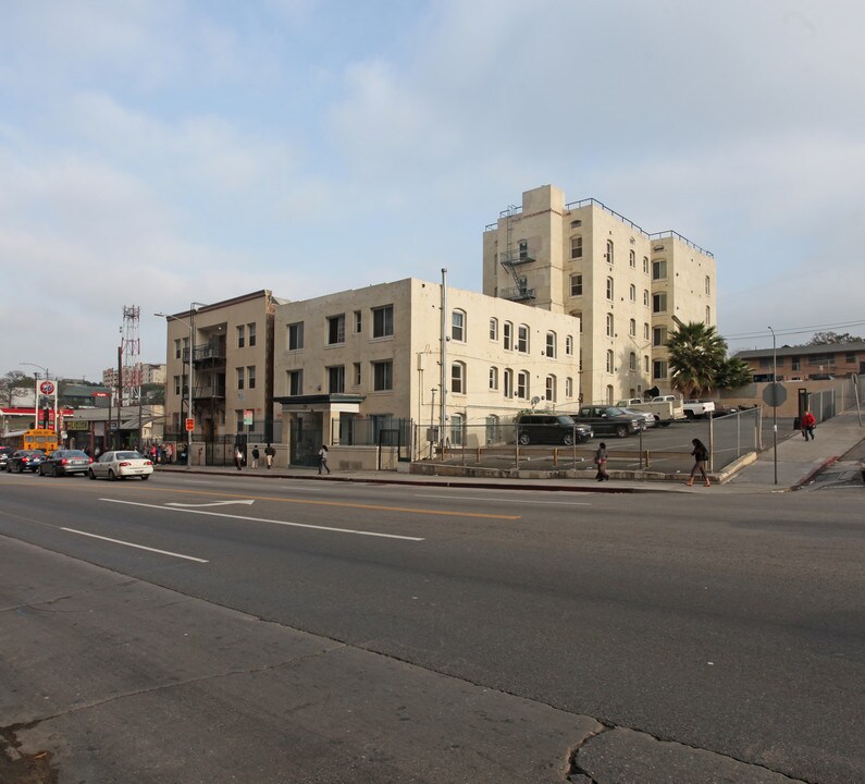 1241-1243 W 6th St in Los Angeles, CA - Building Photo