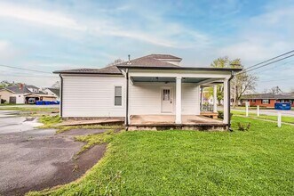 301 N College St in Franklin, KY - Building Photo - Building Photo