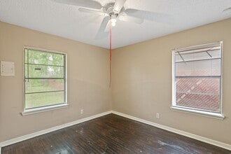 9315 Laura Koppe Rd in Houston, TX - Building Photo - Building Photo