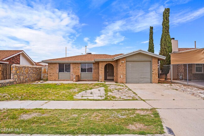 property at 6713 Heartstone Ct