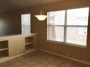 16623 Grenada Falls Dr in Houston, TX - Building Photo - Building Photo