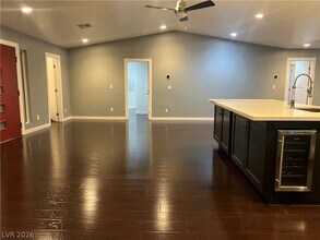 811 E Oakey Blvd in Las Vegas, NV - Building Photo - Building Photo