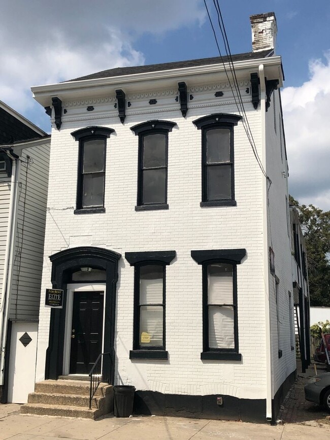 property at 233 E Philadelphia St