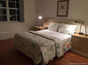 19701 E Country Club Dr-Unit -5406 in Aventura, FL - Building Photo - Building Photo