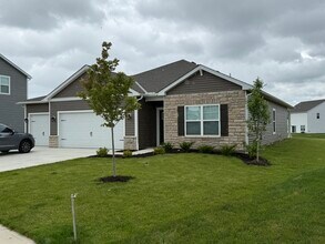 37 Sunbeam Ct in Delaware, OH - Foto de edificio - Building Photo