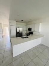 11869 SW 246 Terrace in Homestead, FL - Foto de edificio - Building Photo