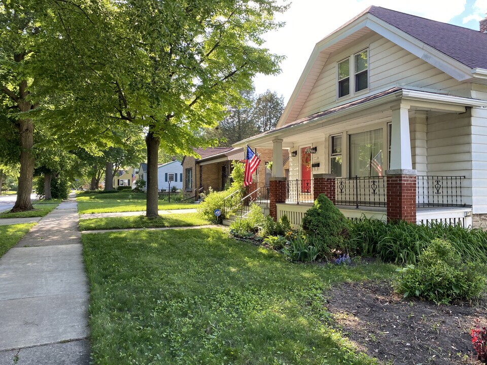 7710 Eagle St in Wauwatosa, WI - Building Photo