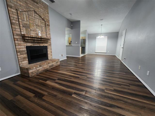 7556 Ashcroft Cir in Fort Worth, TX - Building Photo - Building Photo