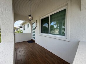 9920 Jamaica Dr in Cutler Bay, FL - Building Photo - Building Photo