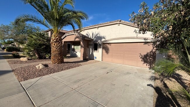 21047 N Alma Dr in Maricopa, AZ - Building Photo - Building Photo