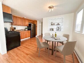 75 Dorchester St in Quincy, MA - Building Photo - Building Photo