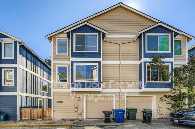 property at 2414 SW Holden St