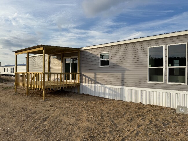 362 Patriot Ln in Collinston, LA - Foto de edificio - Building Photo