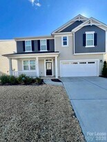 2105 Boynton St in Charlotte, NC - Building Photo