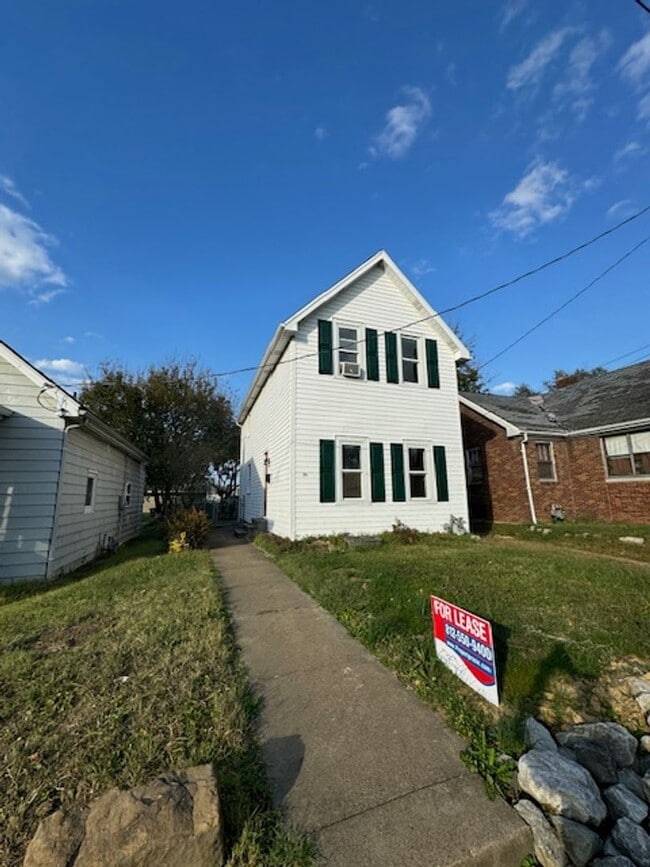 property at 304 Wedeking Ave