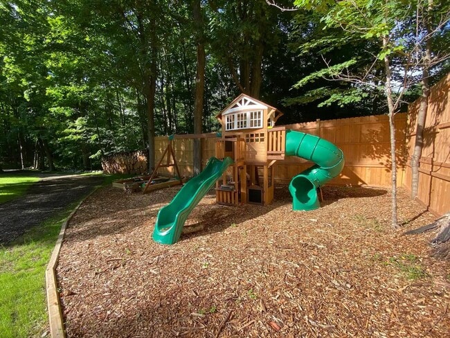 149 Jaycox Rd in Cold Spring, NY - Building Photo - Building Photo