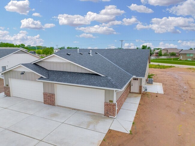 12717 W Cowboy St in Wichita, KS - Building Photo - Building Photo