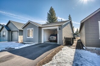 51918 Lumberman Ln in La Pine, OR - Building Photo - Building Photo