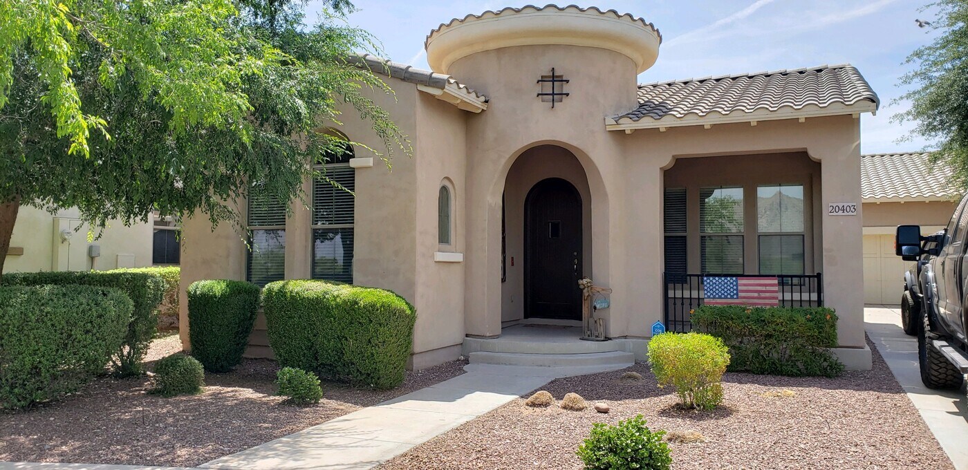 20403 W Monarch Ct in Buckeye, AZ - Building Photo
