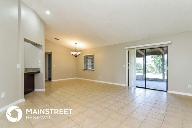 1805 Lk Crst Ave in Brandon, FL - Building Photo - Building Photo