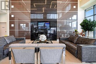 3975 Grand Park Dr in Mississauga, ON - Building Photo - Building Photo