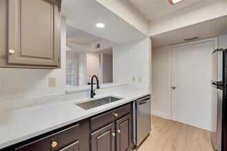 708 Woodbend Dr in Lewisville, TX - Building Photo - Building Photo