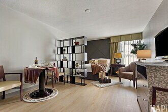 6175 W Grand Ave in Gurnee, IL - Building Photo - Building Photo