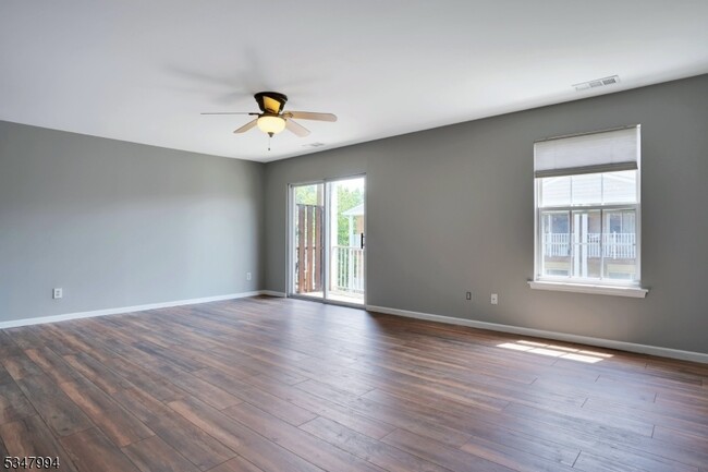 199 Vista Dr in Hanover, NJ - Building Photo - Building Photo