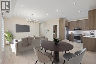 1826 Wyoming Ave in Lasalle, ON - Building Photo - Building Photo