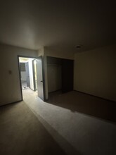 3908 S Sunset Dr in Milwaukee, WI - Building Photo - Building Photo