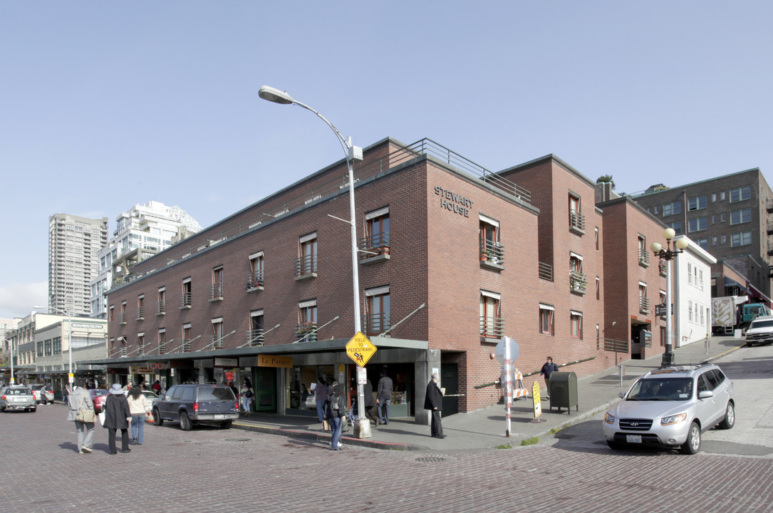 Stewart House in Seattle, WA - Building Photo