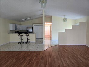 1052 Universal Rest Pl in Kissimmee, FL - Building Photo - Building Photo