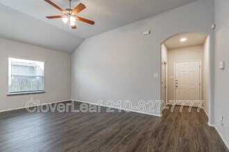 614 Ashers Pl in Seguin, TX - Building Photo - Building Photo