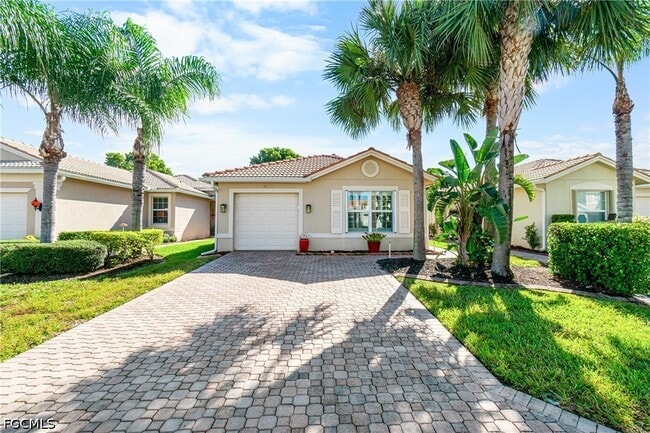 10535 Carolina Willow Dr in Ft. Myers, FL - Building Photo - Building Photo