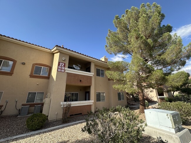 property at 1050 E Cactus Ave