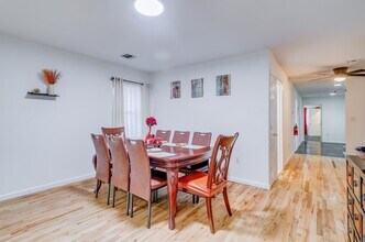 34 Pamrapo Ave in Jersey City, NJ - Building Photo - Building Photo