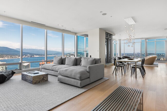 1128-1128 W Georgia St in Vancouver, BC - Building Photo - Building Photo