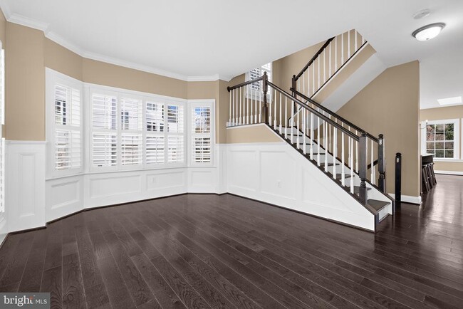 property at 1923 Harrington Pl