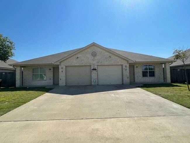 1210 Powder River Dr
