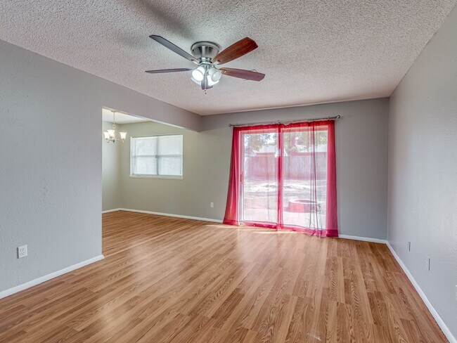 724 Red Oak Terrace in Edmond, OK - Building Photo - Building Photo