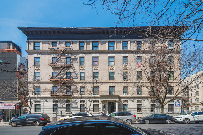 350 Audubon Ave in New York, NY - Building Photo - Building Photo