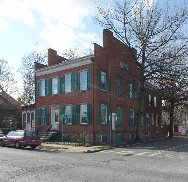 60 3rd St in Waterford, NY - Building Photo - Building Photo